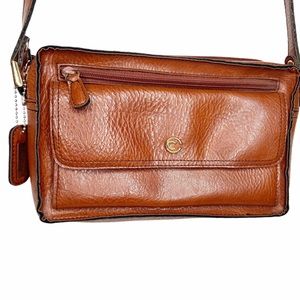 Vintage Caramel Leather Cornell Crossbody Bag